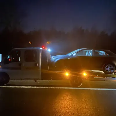 Transport auta zabytkowego na lawecie — Koszalin, Pomoc Drogowa 24/7